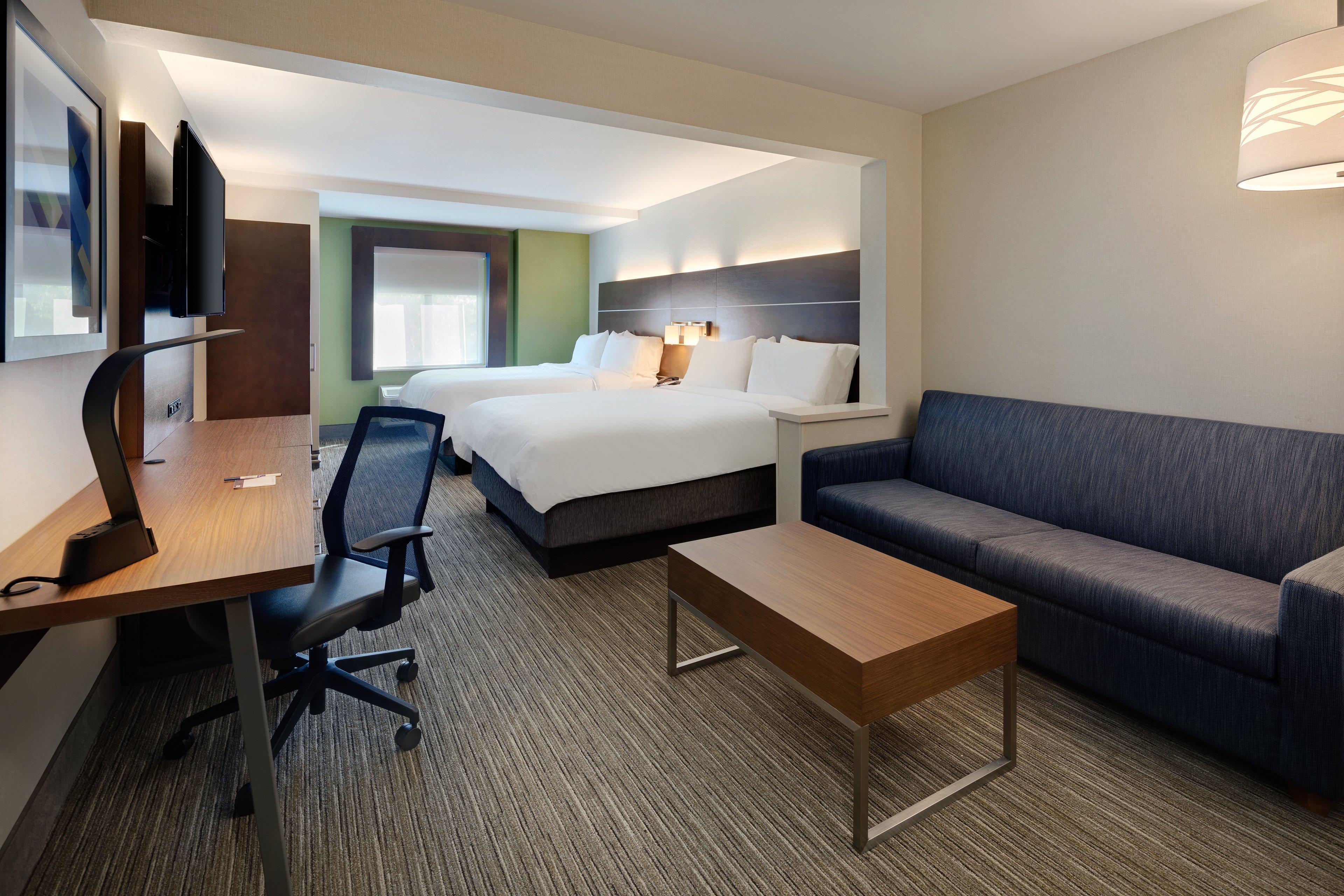 Holiday Inn Express & Suites Bradley Airport By Ihg Windsor Locks Exterior photo